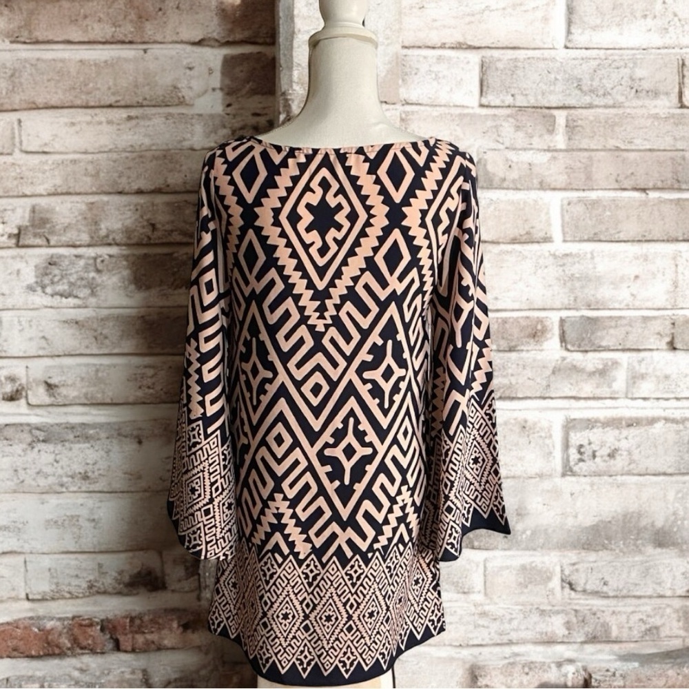 Yahada Navy & Pink Shift‎ Dress